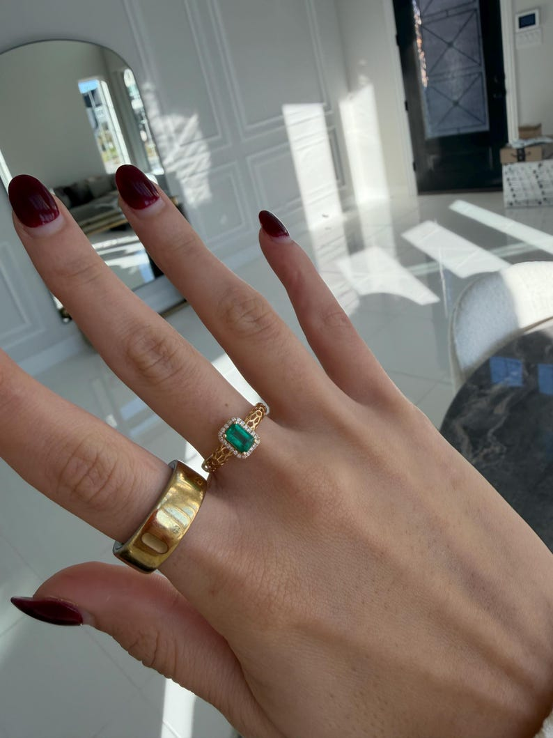 Genuine Emerald & Diamond Ring in 18K Yellow Gold