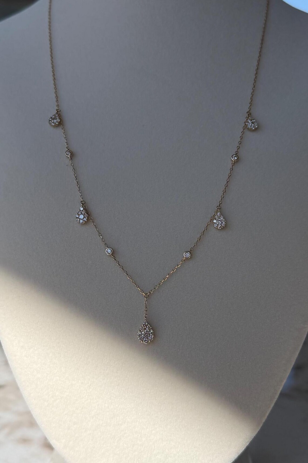 Natural Diamond Lariat Necklace in 18K Yellow Gold