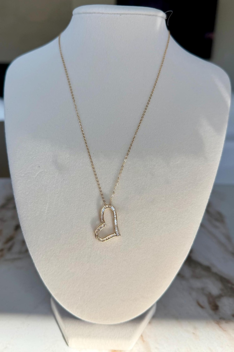 Heart Diamond Necklace in 18K Yellow Gold (17 Inches)