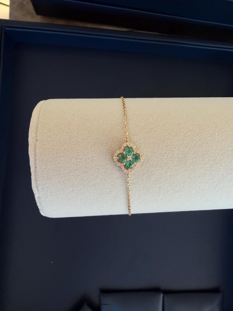 Natural Diamond & Genuine Emerald Bracelet in 18K Yellow Gold
